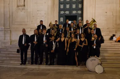 La banda sulla scalinata della basilica – Festa Angioina 2022 – Martina Franca